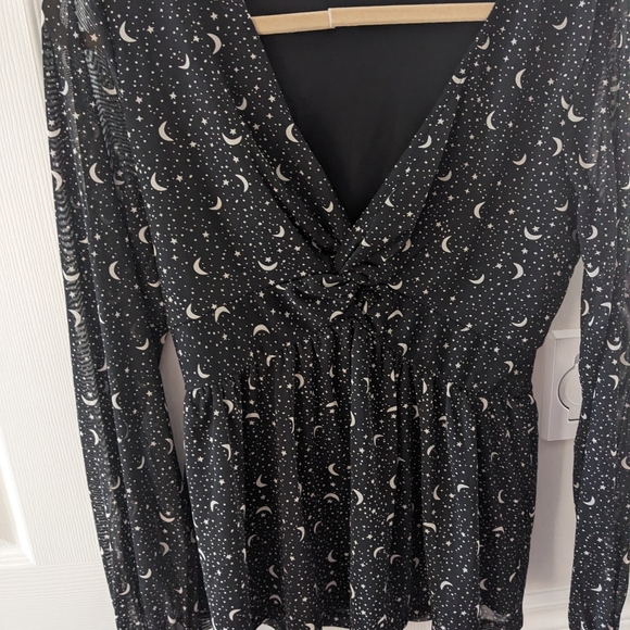 Ricky's V-neck Moon and Stars Blouse - Picture 1 of 4